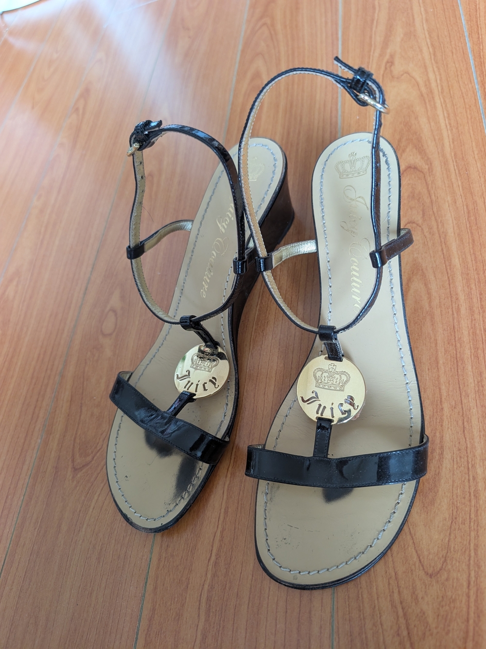 Juicy Couture Black Patent Slingback Sandals